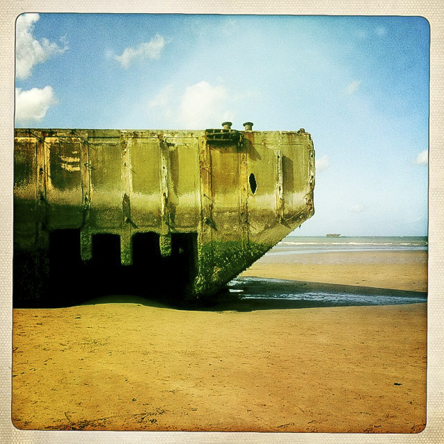 Gold beach, Arromanches (low tide) © Matteo Brogi